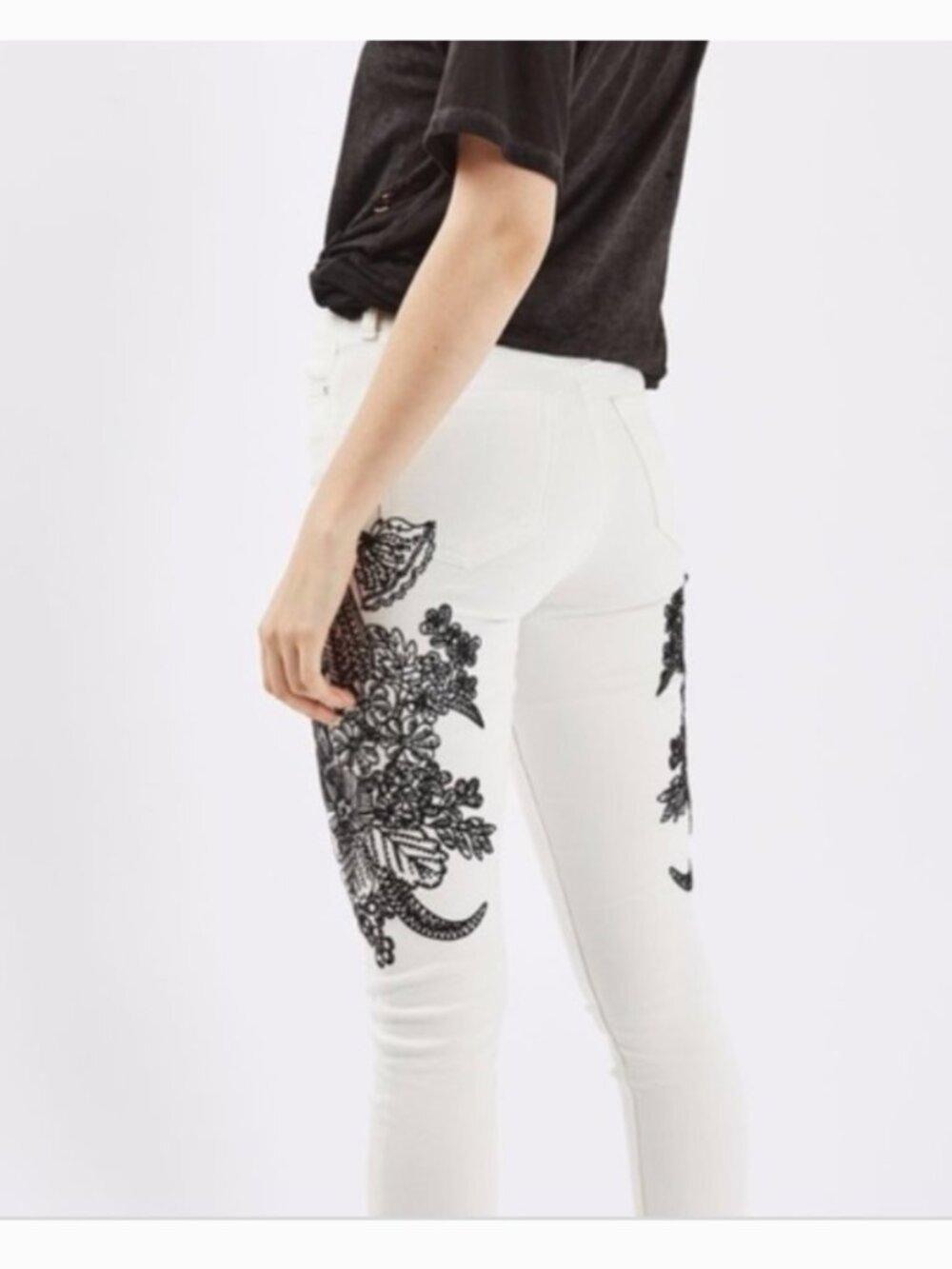 Topshop Jamie Embroidered Jeans - Picture 2 of 5